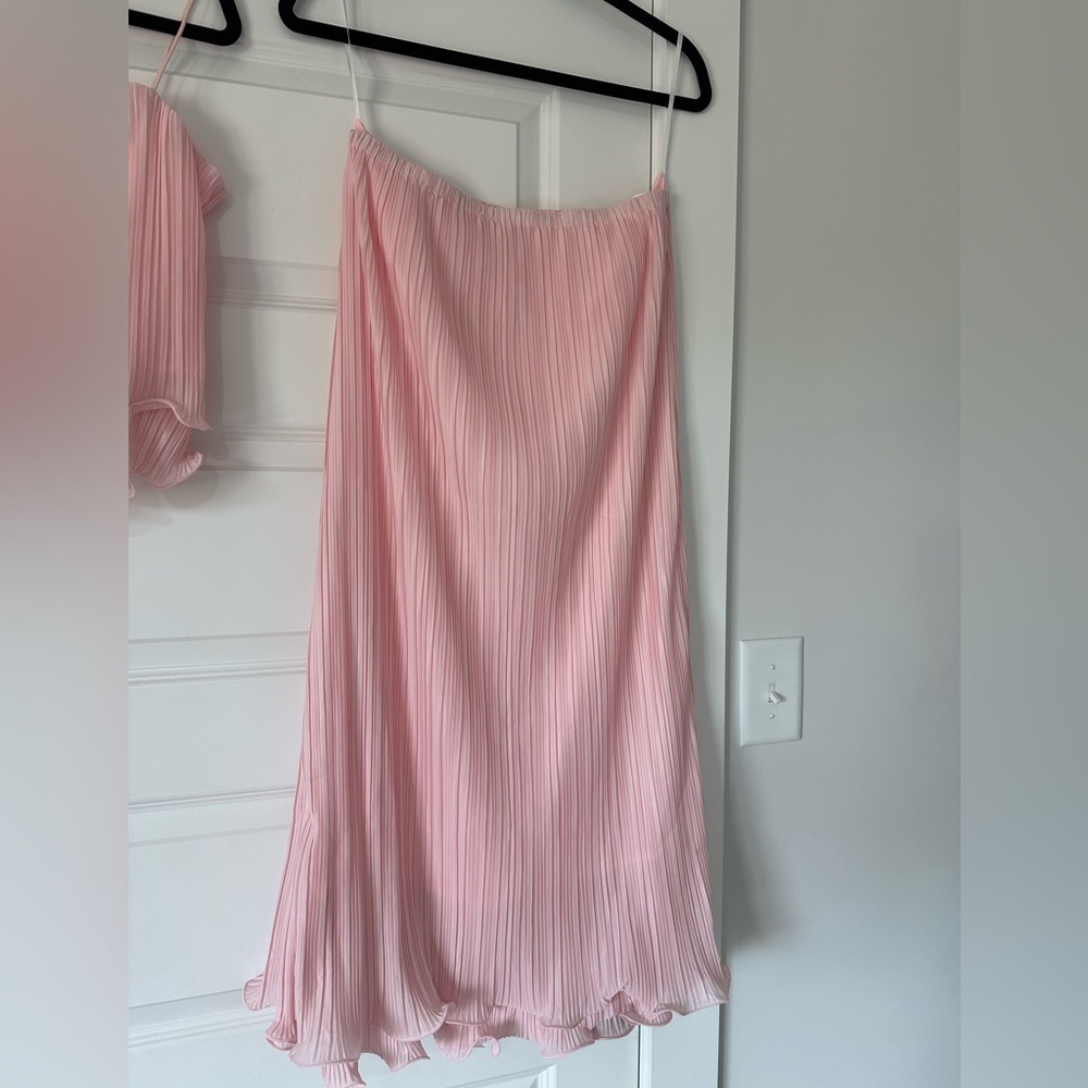 Commense Pleated Pink Ruffle Skirt Set - Picture 5 of 7